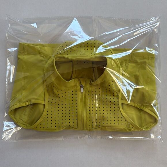 Lululemon Athletica Sports Bra with Racerback Design Size 8 - Picture 17 of 17